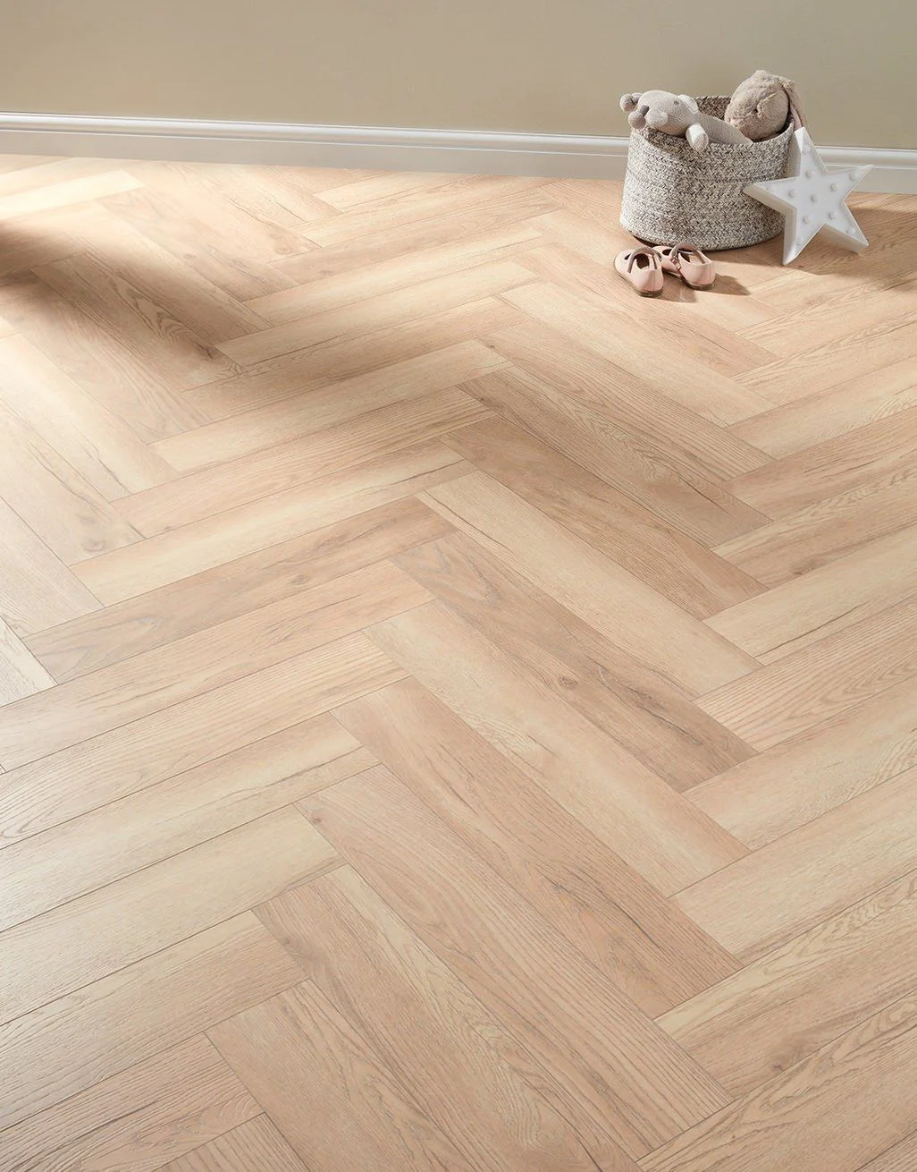 Elegant Oak Flooring