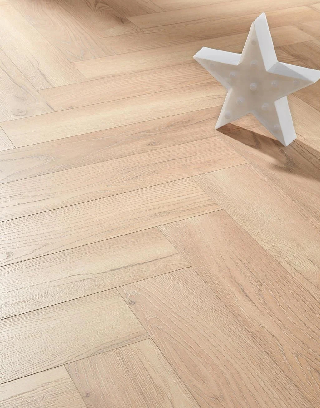 Elegant Oak Flooring — view 2