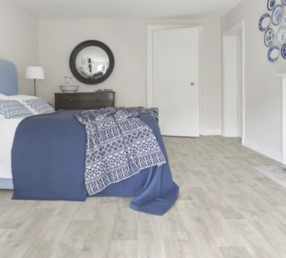 Tamar Pearl Oak